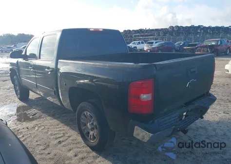 2007 Chevrolet Silverado 1500 Lt1 z USA, uszkodzony, nr VIN 2GCEC13C971521905